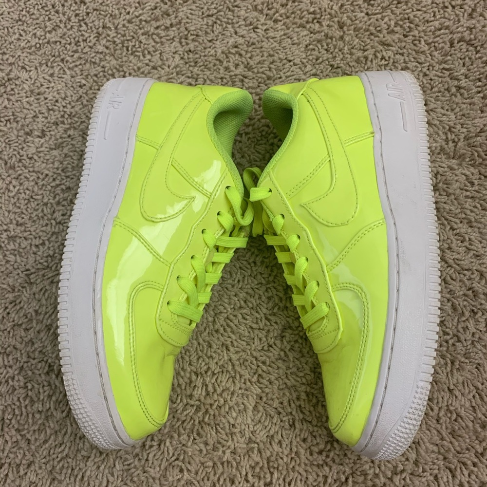 NIKE NEON YELLOW AIR FORCE ONES